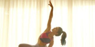 Yoga-Jacqueline Fernandez