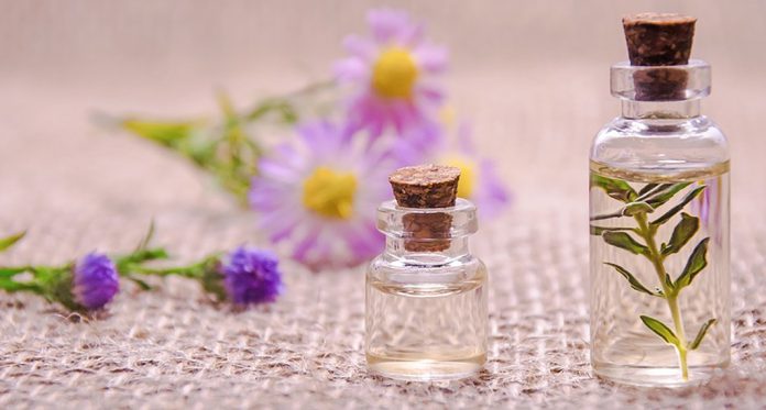 Perfume or Cologne Perfume or Cologne