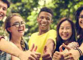 Rent Mercedes G-Wagon (1)