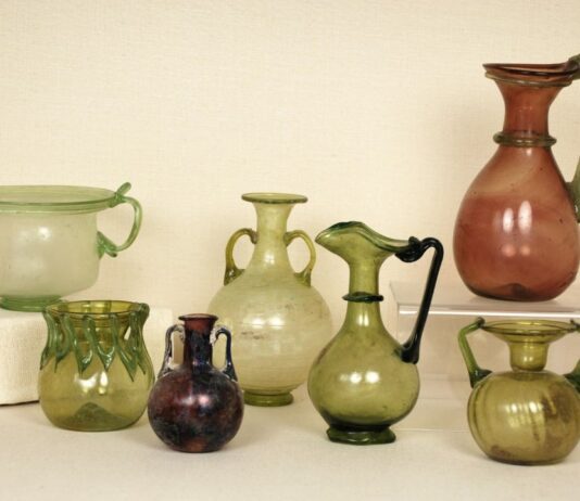 Ancient Roman Glass in Modern Technology