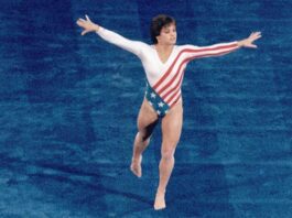 Mary Lou Retton hospitalized with rare pneumonia