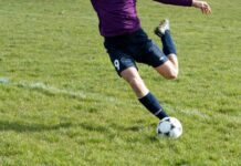 Top Left-Footed Maestros: Greatest Footballers in History Top Left-footed Footballers All Time